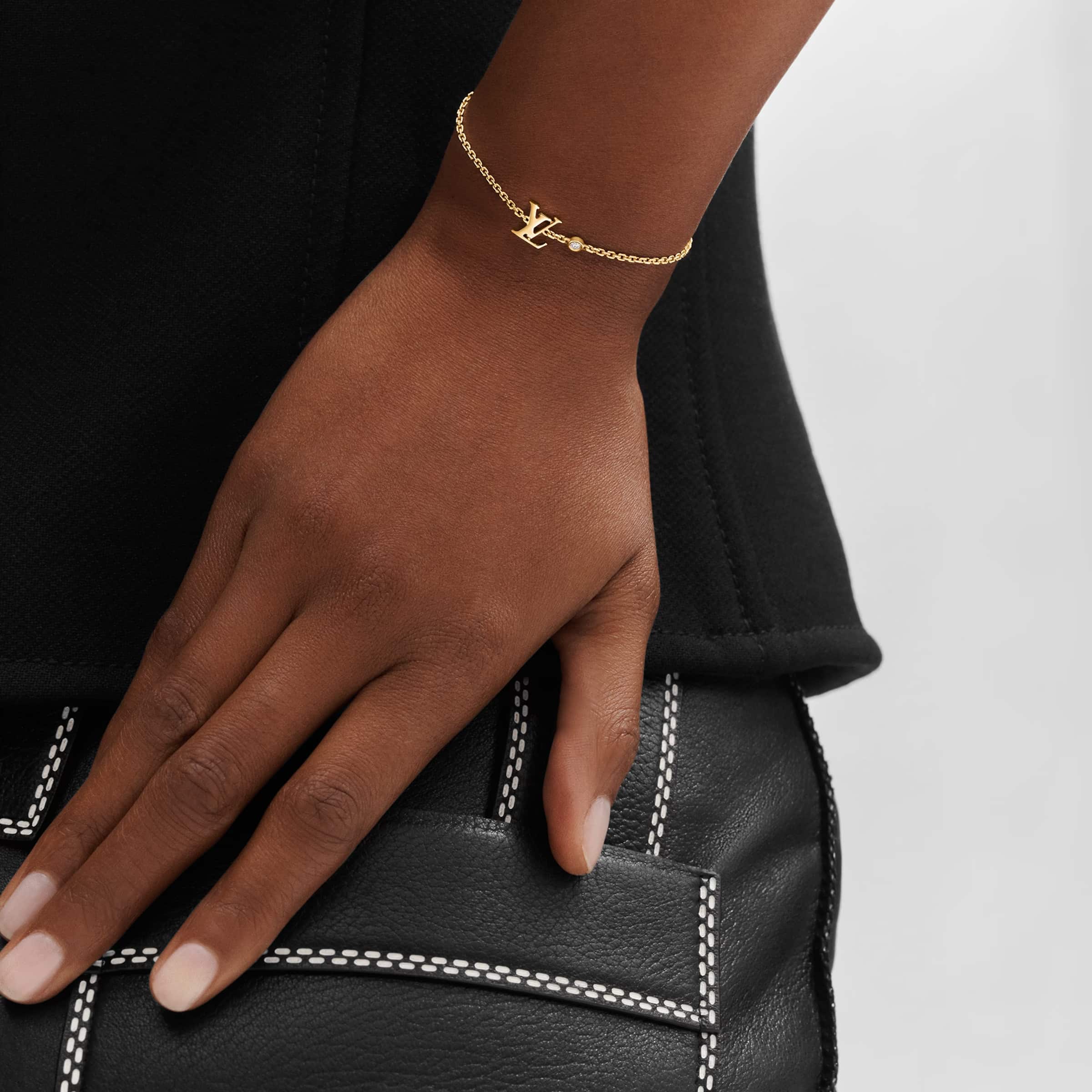 idylle-blossom-lv-bracelet-4.jpg